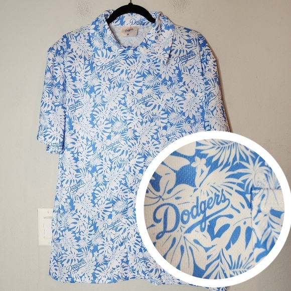 LA Dodgers Hawaiian Print Sort Sleeve Button Up Shirt Blue White Size Medium - Picture 1 of 16